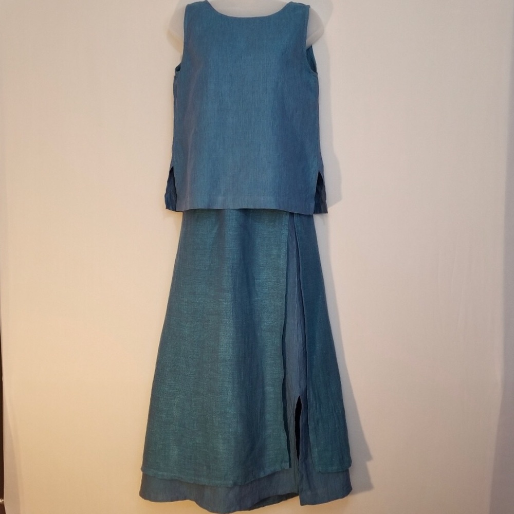 SOLD - Staples linen shirt and skirt set